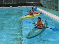 久瀬中学校カヌー体験
