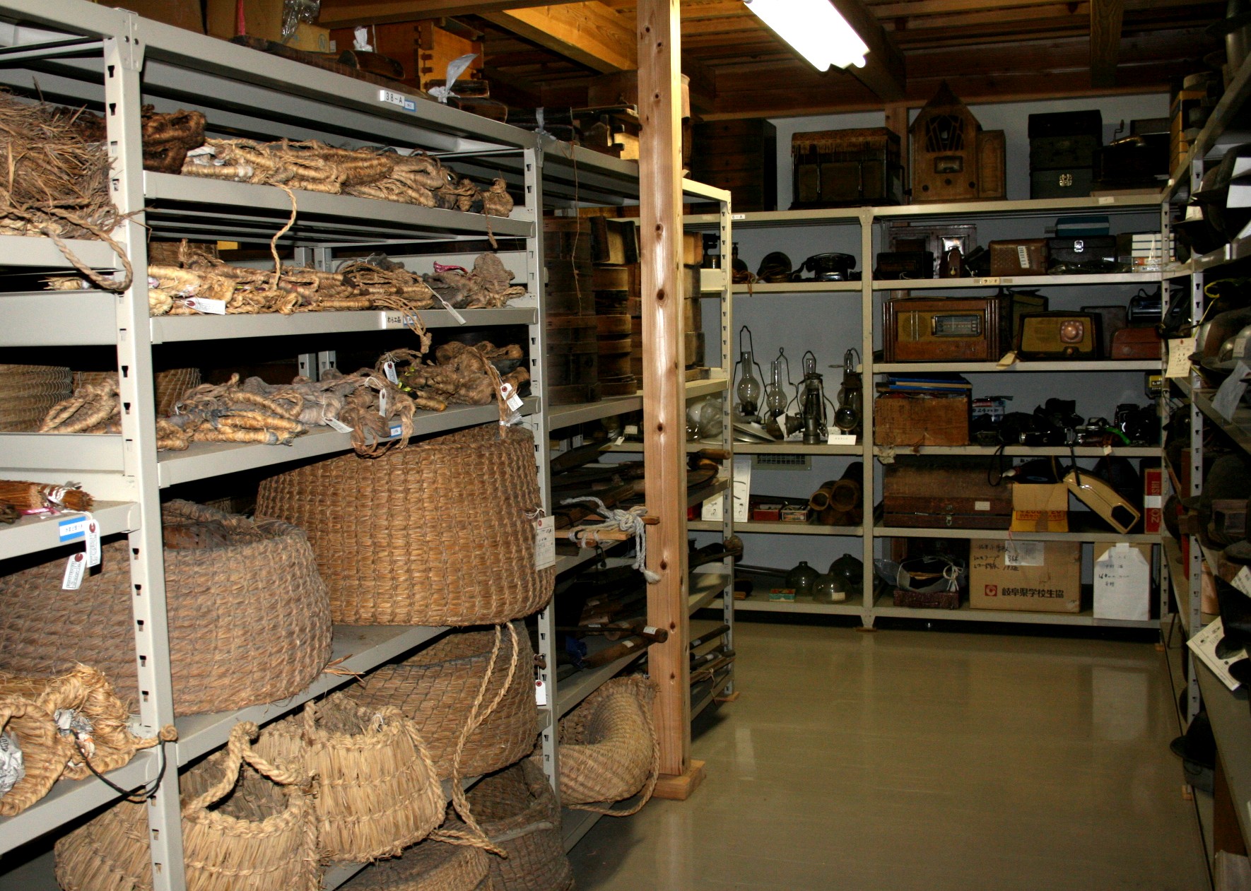 民俗資料収蔵庫の画像