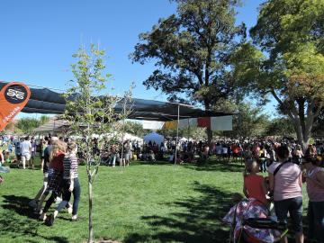 セントジョージマラソン　ゴール地点飲食会場の様子
