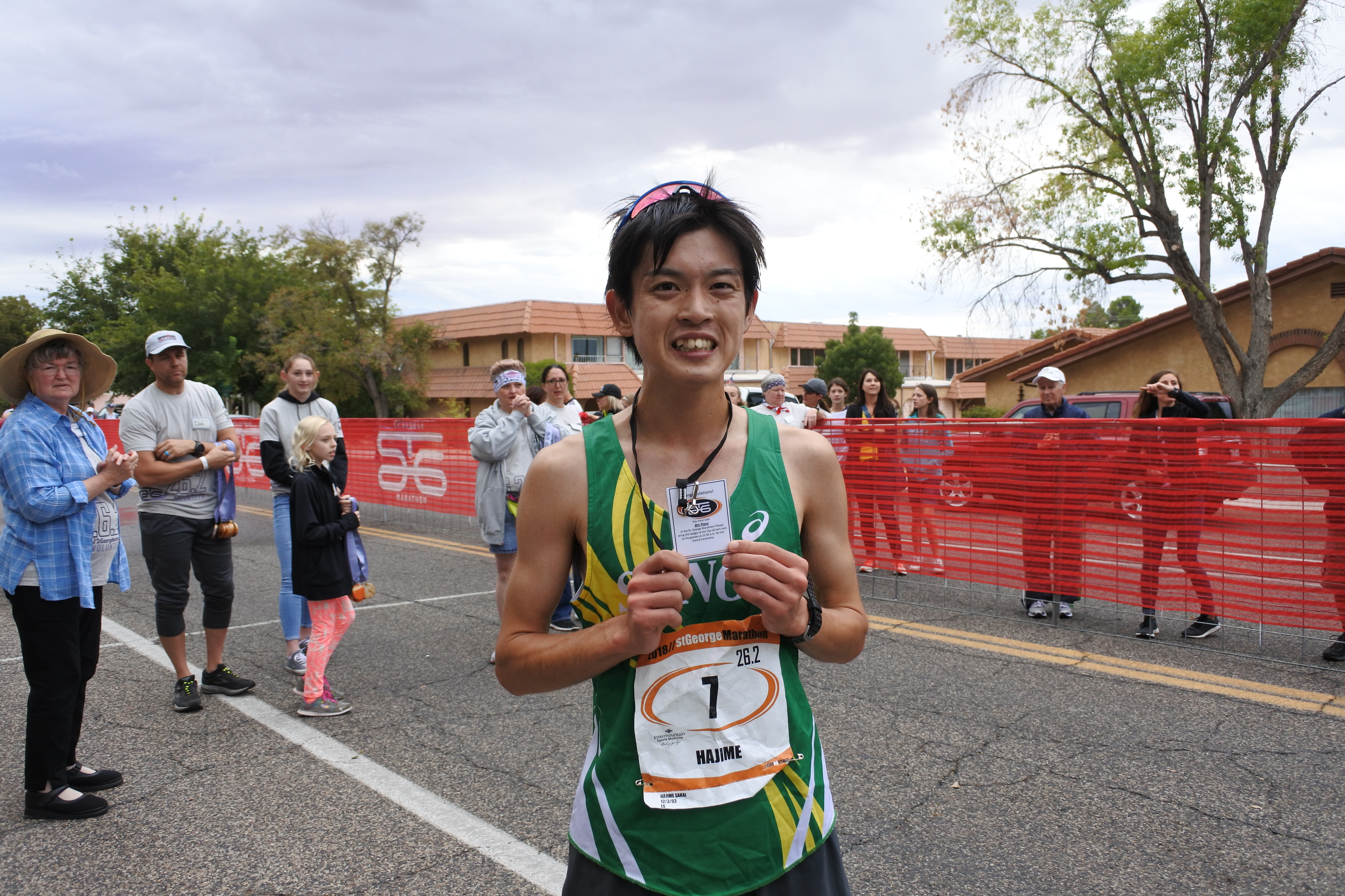 ゴール後のランナー（酒井一さん）の画像