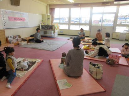 ベビーマッサージの画像