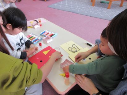 節分鬼の豆入れ制作の画像