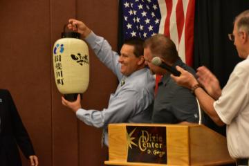 セントジョージ市へのお土産（ちょうちん）