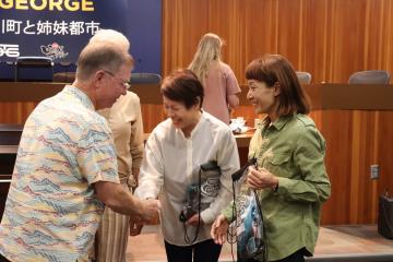 ホストファミリーと対面の様子の画像