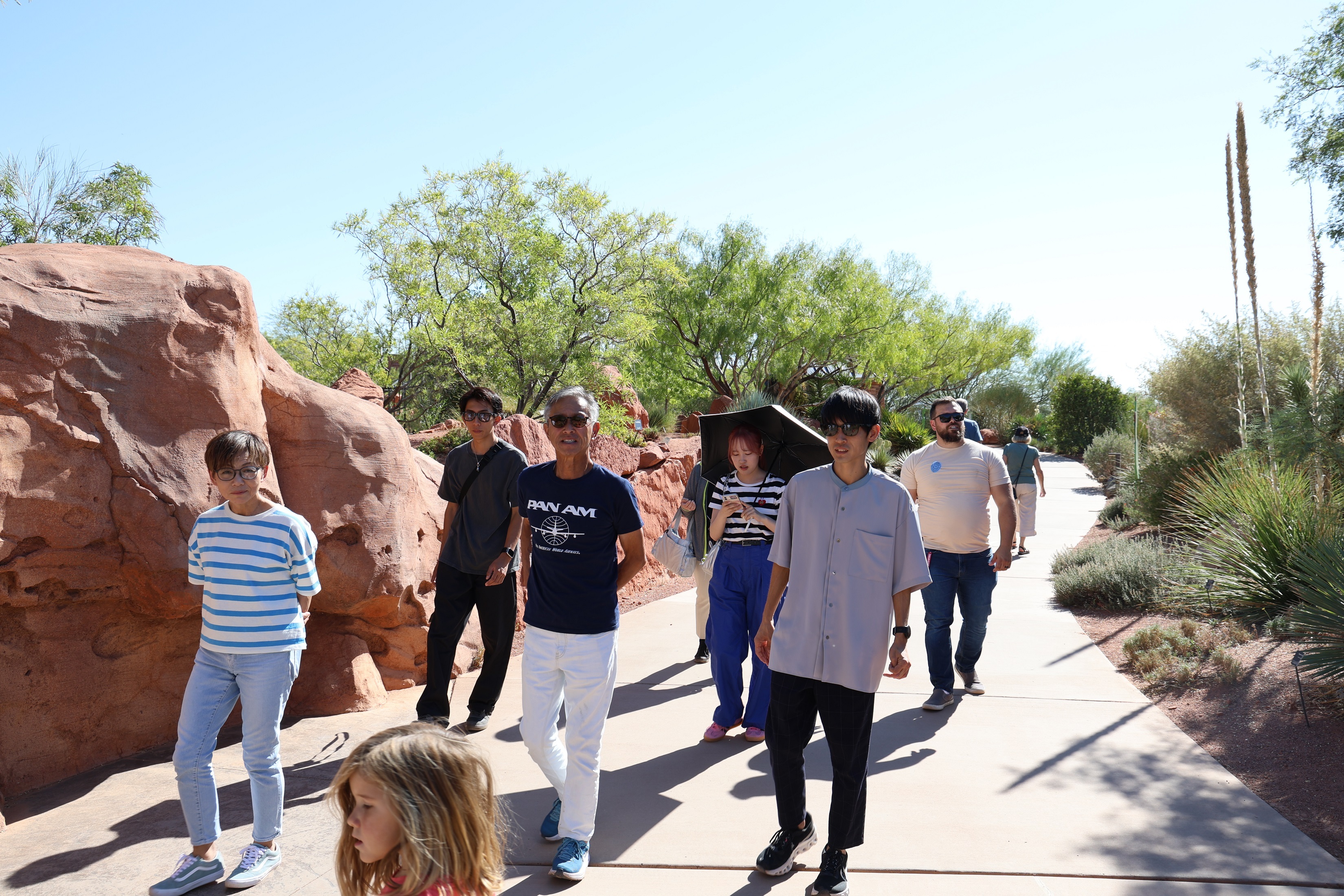 【市内観光】植物公園散策の様子の画像